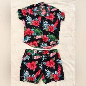 Men's XL Floral Hawaiian Shirt and Shorts Set